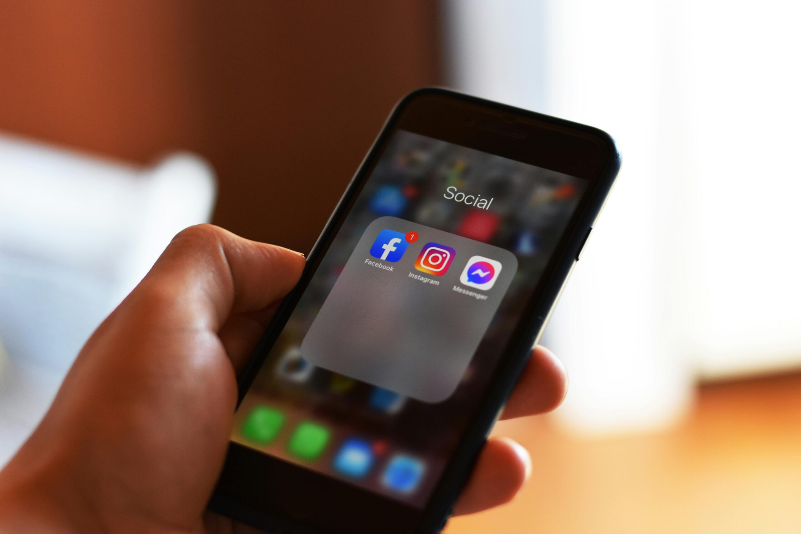 Wie Sie mit Reels in sozialen Medien zur Ikone werden 2 Kostenloses Stock Foto zu anwendung, App-Symbole, apps