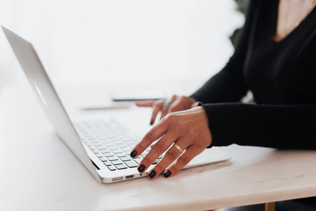 Erfolgreich ein Online-Business aufbauen: Tipps und Strategien 2